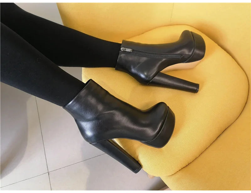Onlymaker Women’s Round Toe Platform Ankle Boots – 15cm Chunky High Heels