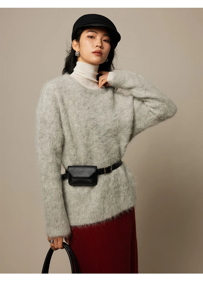 Warm Alpaca Pullover for Women – Fall/Winter 2025