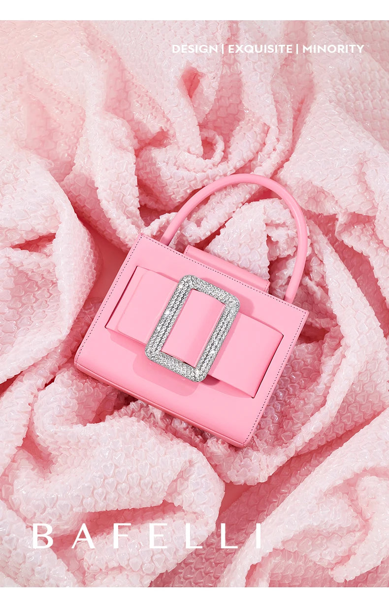 Crocodile Pattern Genuine Leather Messenger Bag