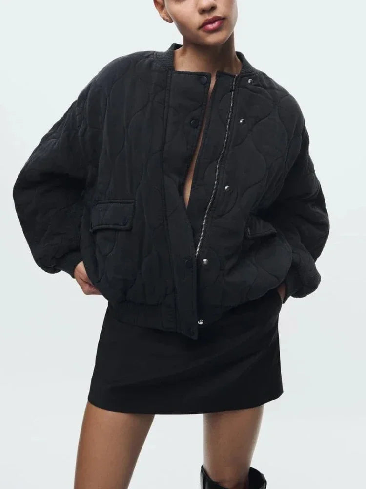 Bomber Jacket – Loose Fit Zip-Up Coat with Flap Pockets for Fall & Winter