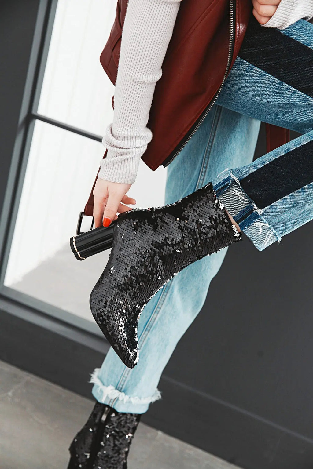 Sequined Short Boots – Women’s Bling Chunk Heel Pointed Toe Ankle Booties