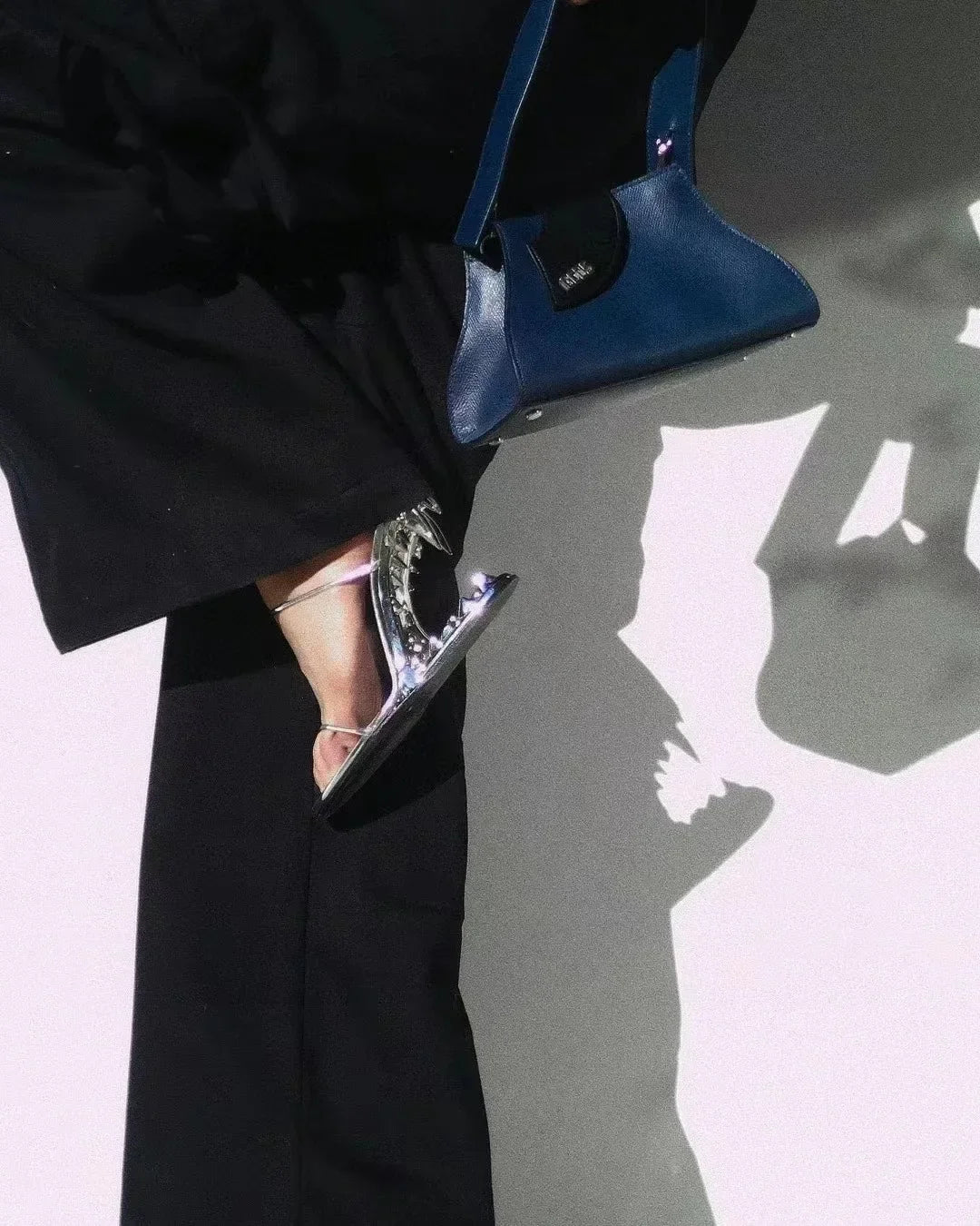 Teeth-Shaped Open-Toe Slippers with Unique Sloping Heel Design