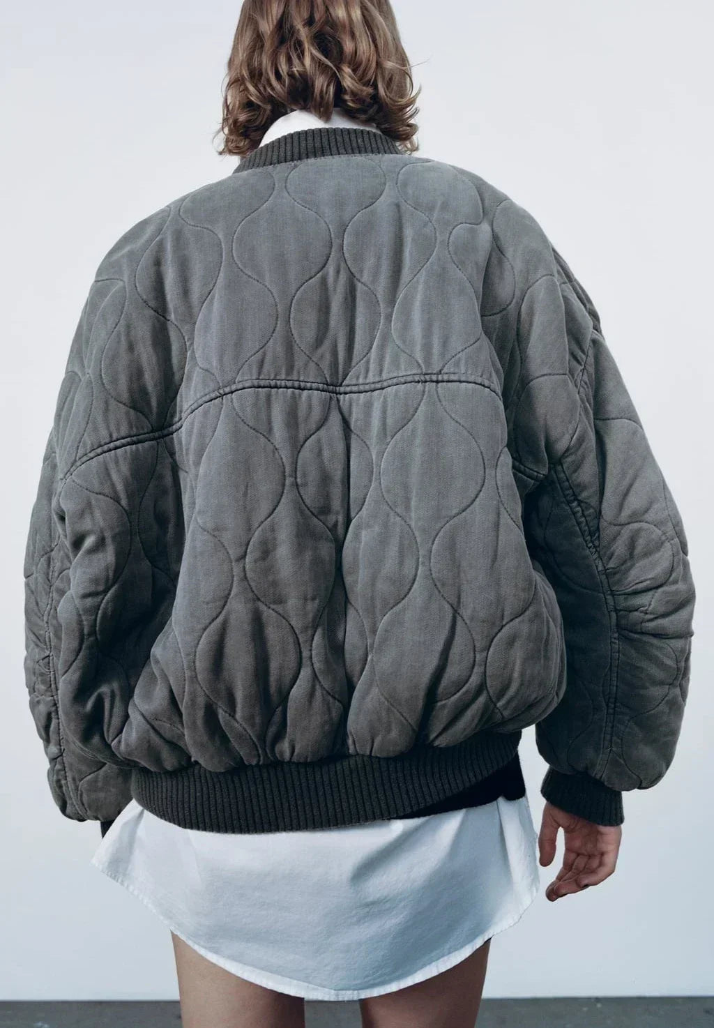 Bomber Jacket – Loose Fit Zip-Up Coat with Flap Pockets for Fall & Winter