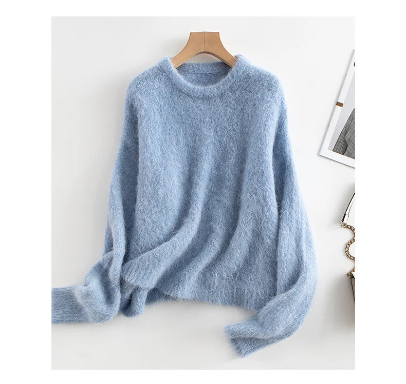 Warm Alpaca Pullover for Women – Fall/Winter 2025