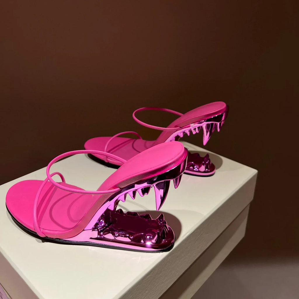 Teeth-Shaped Open-Toe Slippers with Unique Sloping Heel Design