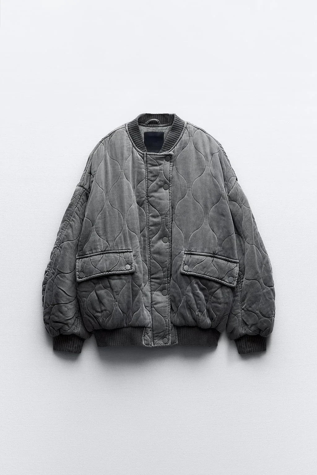 Bomber Jacket – Loose Fit Zip-Up Coat with Flap Pockets for Fall & Winter