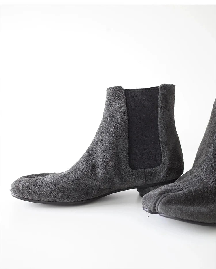 Gray Retro Tabi Toe Nubuck Ankle Boots – Chunky Low Heel Vintage Style