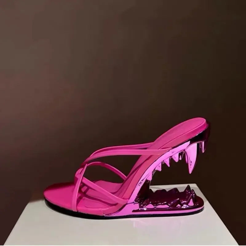 Teeth-Shaped Open-Toe Slippers with Unique Sloping Heel Design