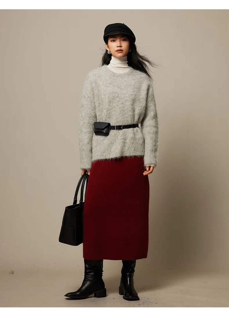 Warm Alpaca Pullover for Women – Fall/Winter 2025